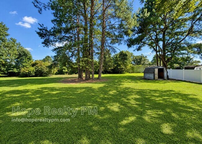 Building Photo - 3511 Silver Oak Ct