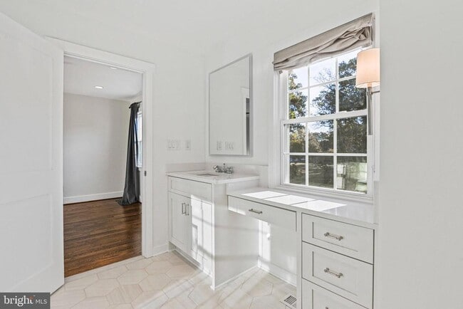 Building Photo - 2314 Wheystone Ct