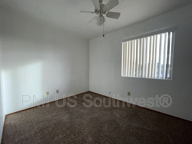 Building Photo - 2387 Alpine Dr
