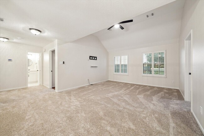 Building Photo - 2350 Seamist Cir