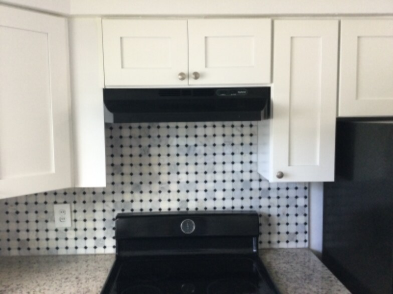 Building Photo - 2311 Duncan Dr