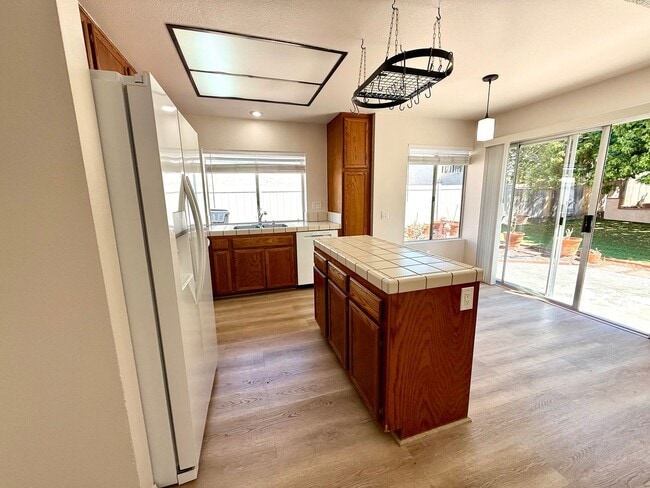 Building Photo - Wonderful 4 Bedroom 2-story Townhome in "F...