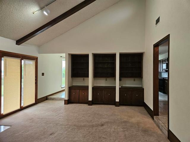 Building Photo - 3921 Whiterock Trail