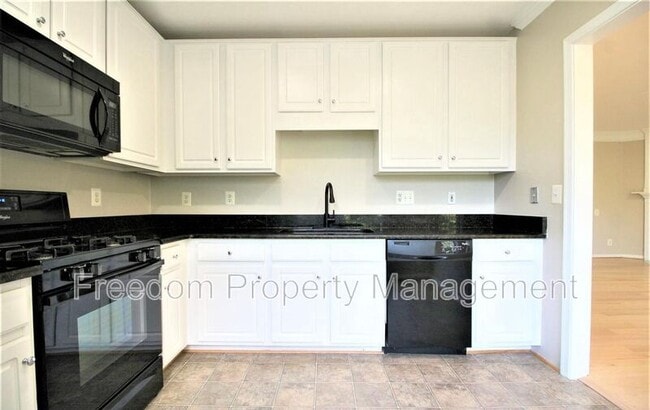 Building Photo - 12624 Fair Crest Ct