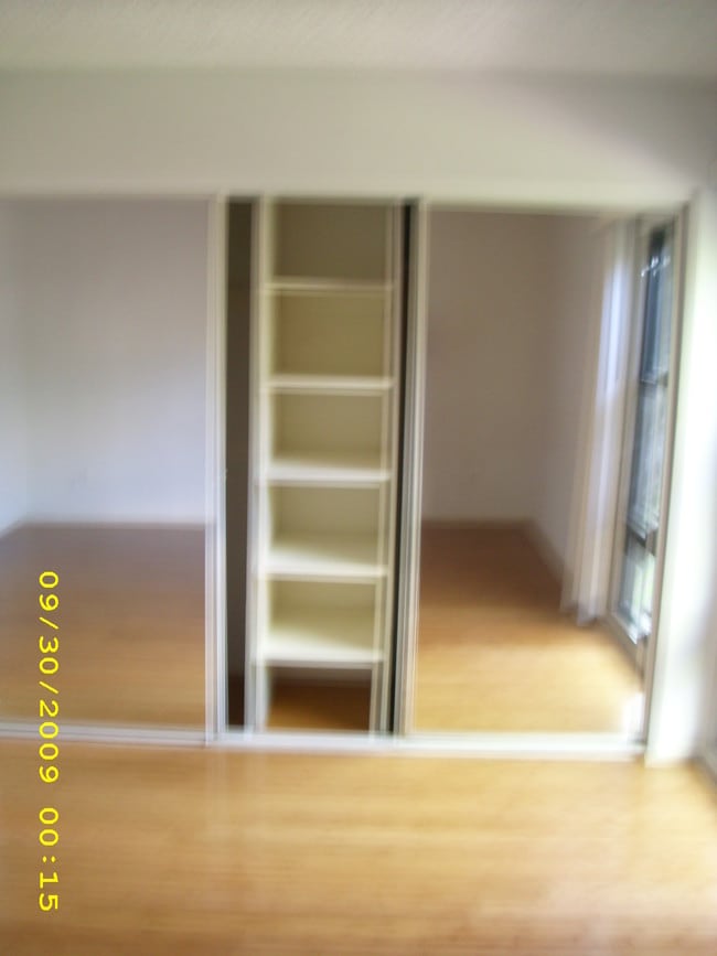 Building Photo - 7740 Redlands St