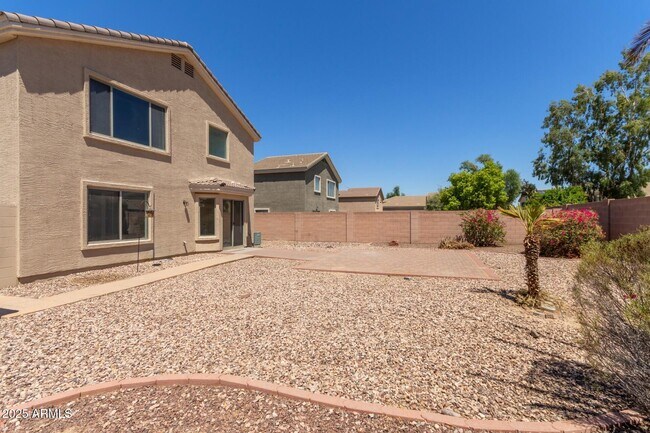 Building Photo - 12391 W Glenrosa Ave