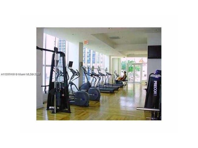 Building Photo - 133 NE 2nd Ave