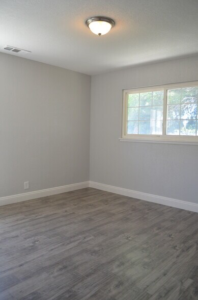 Bedroom 3 - 2355 Geraldine Dr