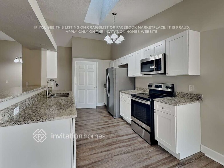 Building Photo - 6856 Moorhen Cir