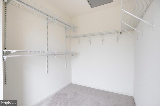 Building Photo - 42670 Hollyhock Terrace