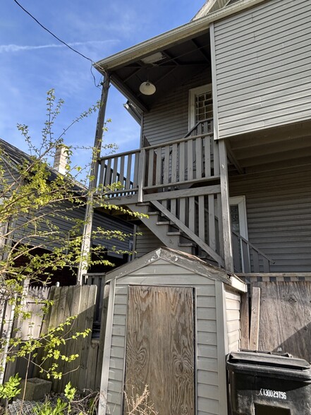 Building Photo - 545 W 62nd St