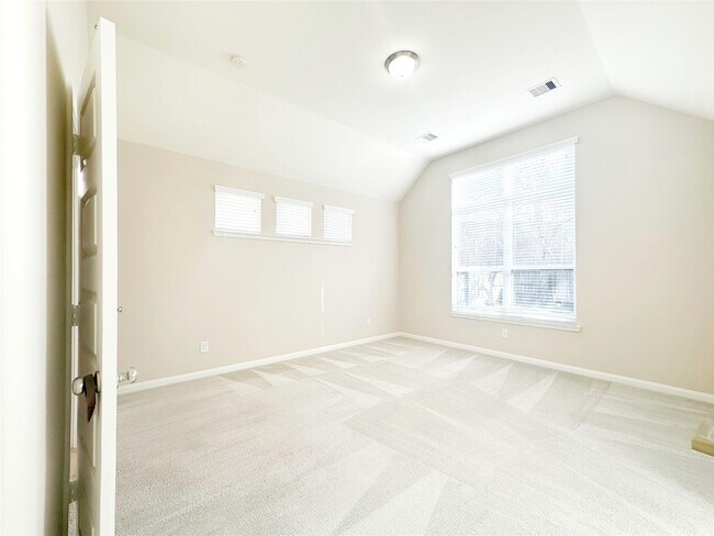 Building Photo - 22214 Meandering Springs Dr