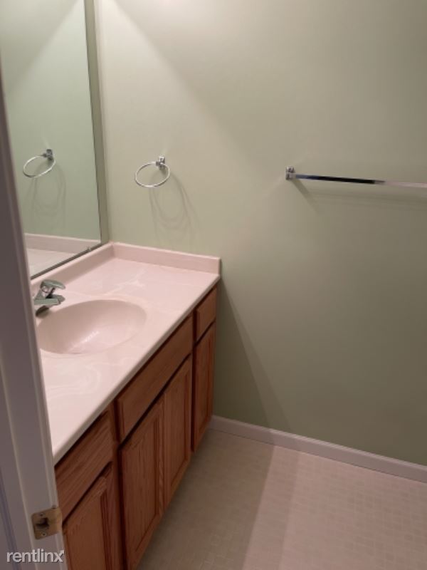 Building Photo - 2 br, 2 bath Condo - 14708 Lenox Dr