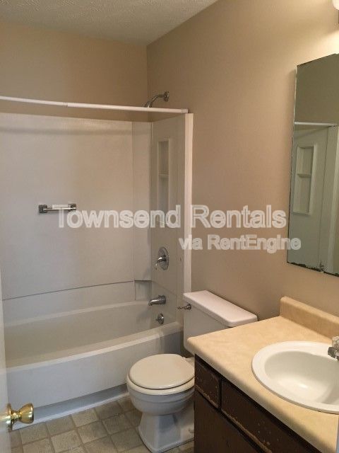 Building Photo - 7045 Candlewood Dr