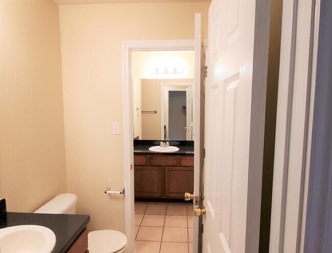 Building Photo - 1408 Bergin Ct