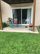 Building Photo - 952 Bloomfield Village Blvd