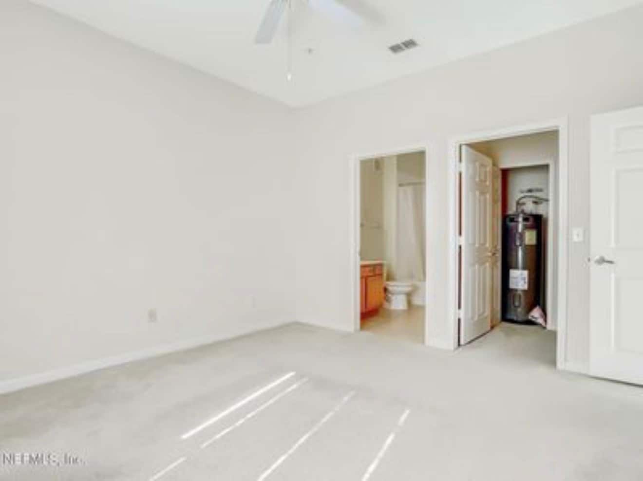 Building Photo - 8601 Beach Blvd