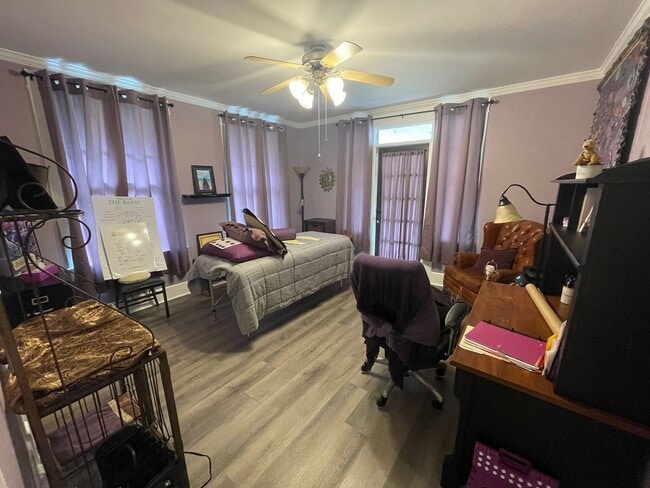 Building Photo - Nice 2/1 House in Old East Rome- $1,295