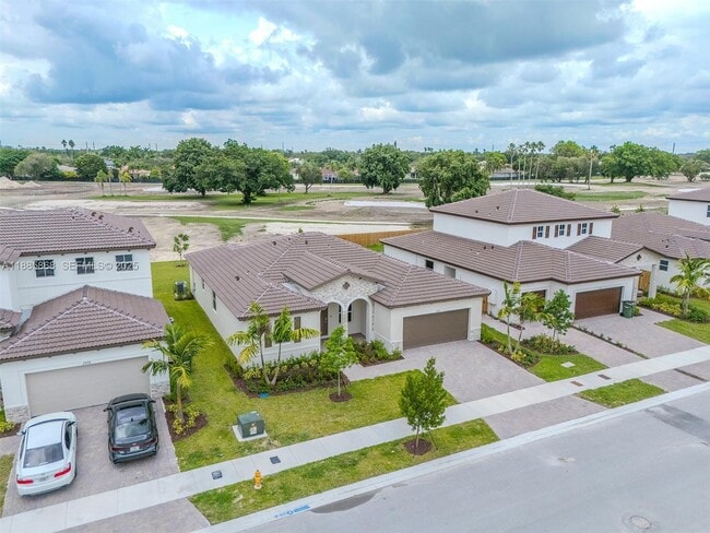 Building Photo - 2972 SE 23rd Ave