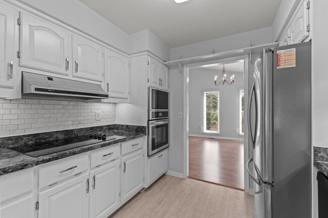 Building Photo - Corner Lot Brandywine Home Available for Long Term Rental