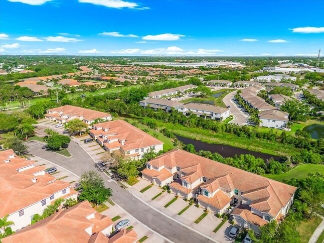 Building Photo - 4500 Streamside Ct