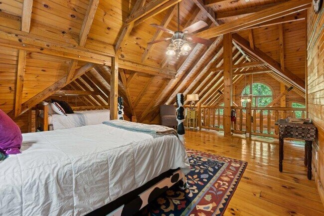 Building Photo - 49 Dandelion Ln