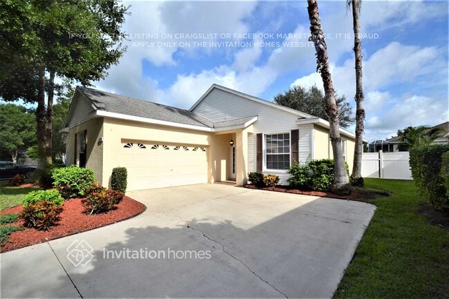 Building Photo - 12255 Hollybush Terrace