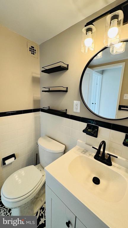 Building Photo - 3601 Wisconsin Ave NW