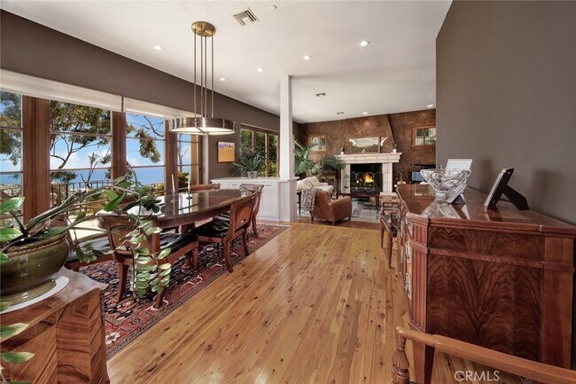 Building Photo - 1131 Emerald Bay