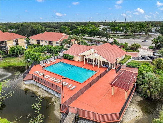 Building Photo - 5801 Riverside Dr