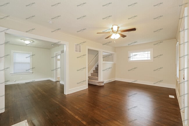 Building Photo - 5618 Olive St