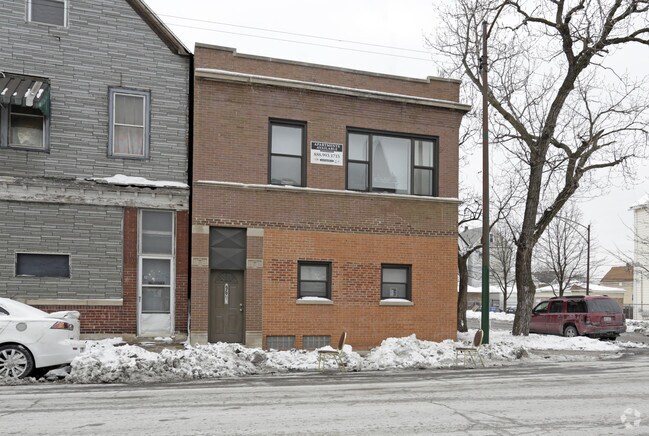 Building Photo - 9600 S Avenue L