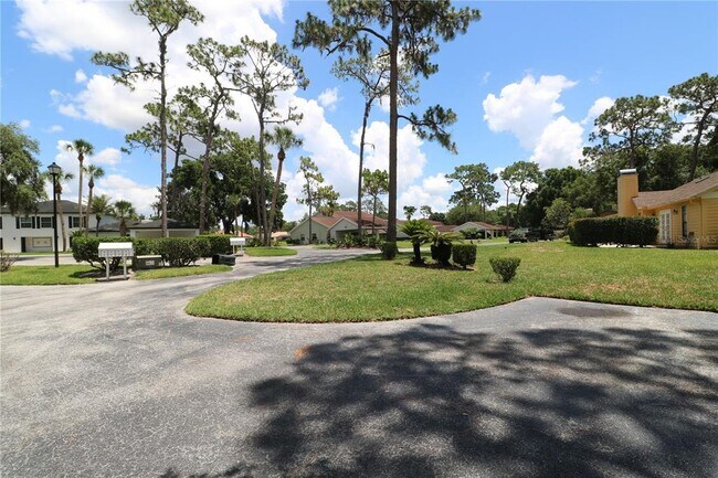 Building Photo - 5439 Lady Bug Ln