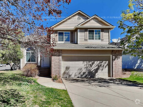 Building Photo - 5425 Majestic Dr