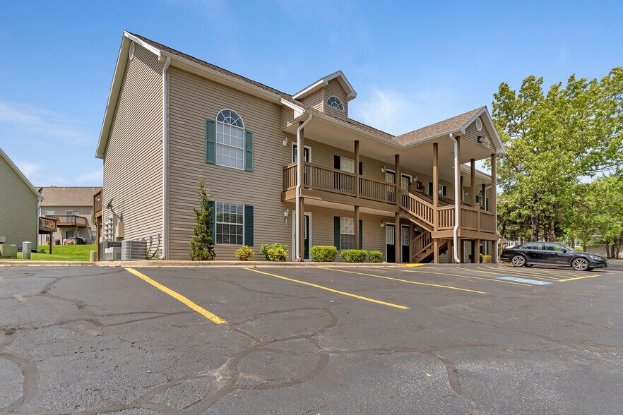 Building Photo - 540 Abby Ln