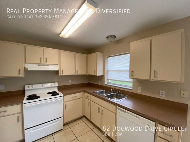 Building Photo - 82 Dogwood Dr Cir