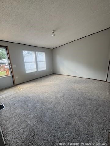 Building Photo - 153 Oak St