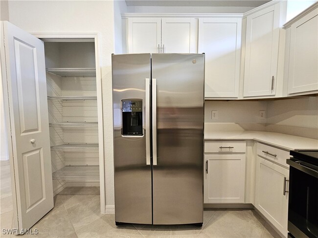 Building Photo - 2168 Dragonfruit Wy