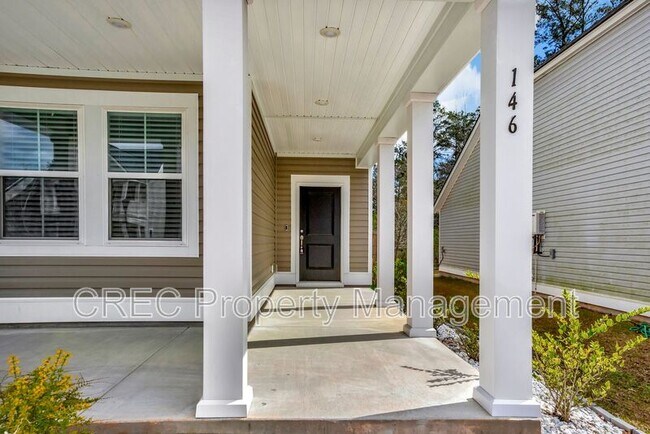 Building Photo - 146 Red Blf St