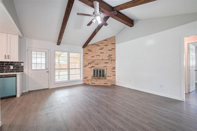 Building Photo - 14319 Waterville Way