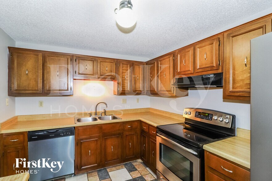 Building Photo - 8441 Arendal Cove