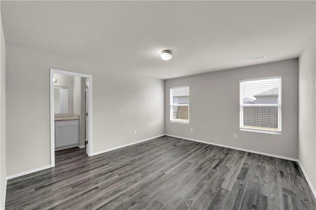 Building Photo - 1731 Hermitage Dr