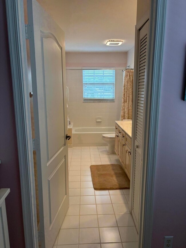Building Photo - 927 Augusta Pointe Dr