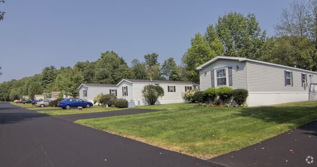 Primary Photo - Town & Country Village