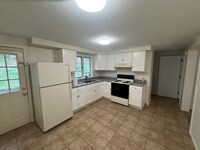 Building Photo - 423 Grafton St