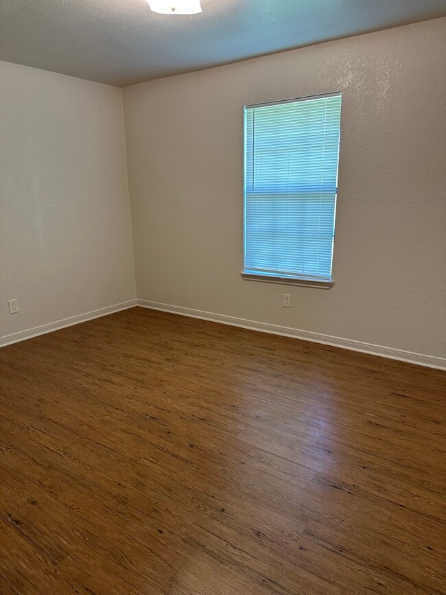 Building Photo - 1509 Dakota Trace