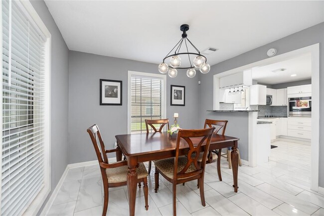 Building Photo - 11714 Fallwood Dr