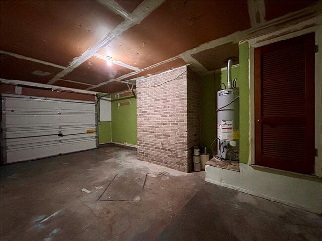 Building Photo - 10409 Golden Meadow Dr