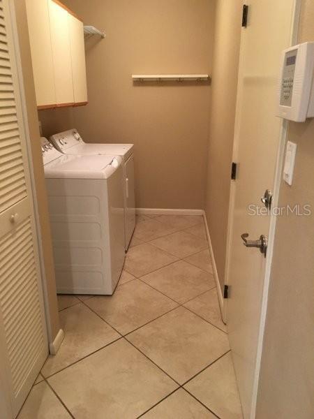 Building Photo - 2281 Vía Seville