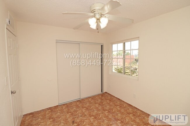 Building Photo - 3-Bedroom, 2-Bathroom w/ Garage + Washer/D...